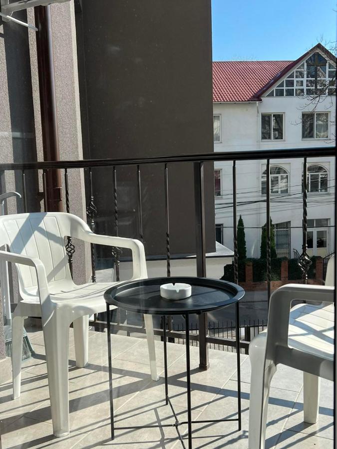 Aparthotel City Center Chisinau Ngoại thất bức ảnh