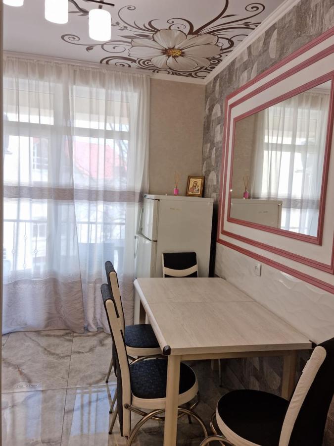 Aparthotel City Center Chisinau Ngoại thất bức ảnh