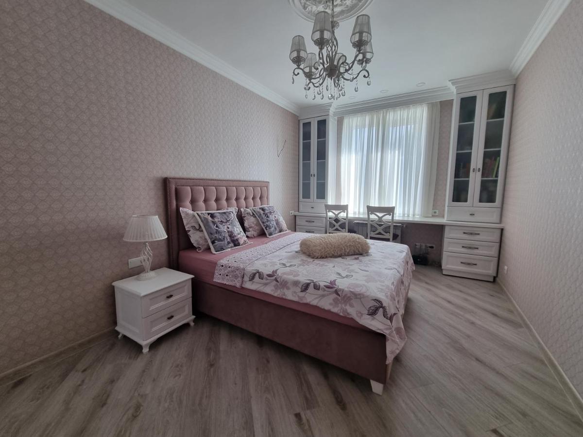 Aparthotel City Center Chisinau Ngoại thất bức ảnh
